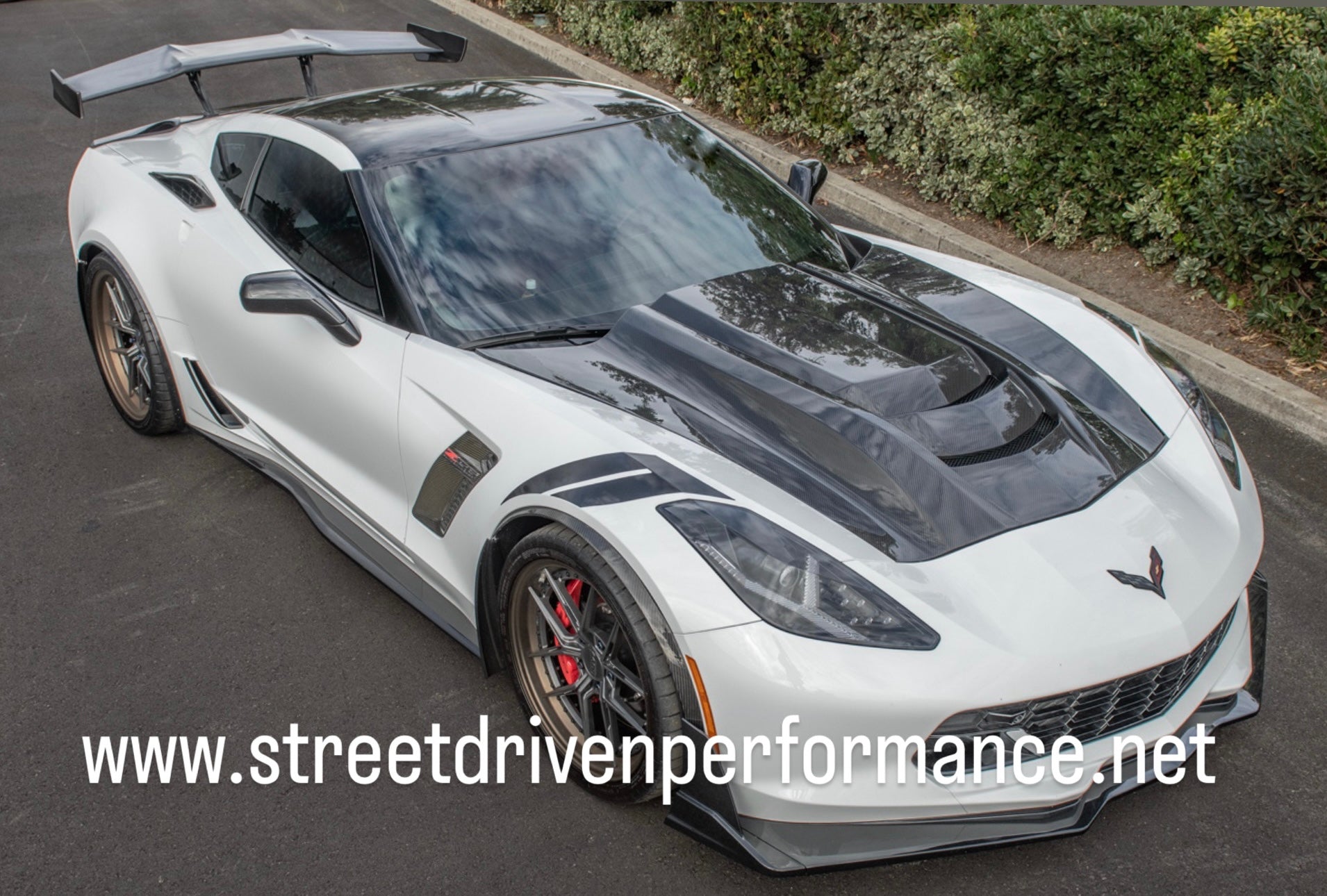 2014-19 C7 | ZR1 CARBON FIBER Cowl Vented Extractor Hood